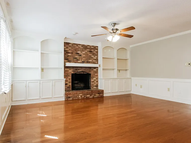 7695 Stout Rd — Photo 6