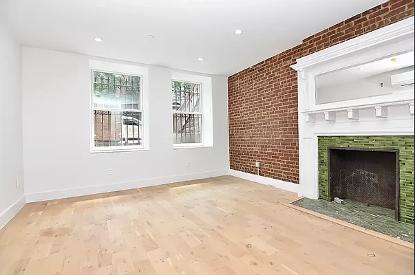 Rented by Bohemia Realty Group | media 7