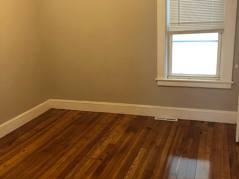 250 Ashley Blvd #1 — Photo 10