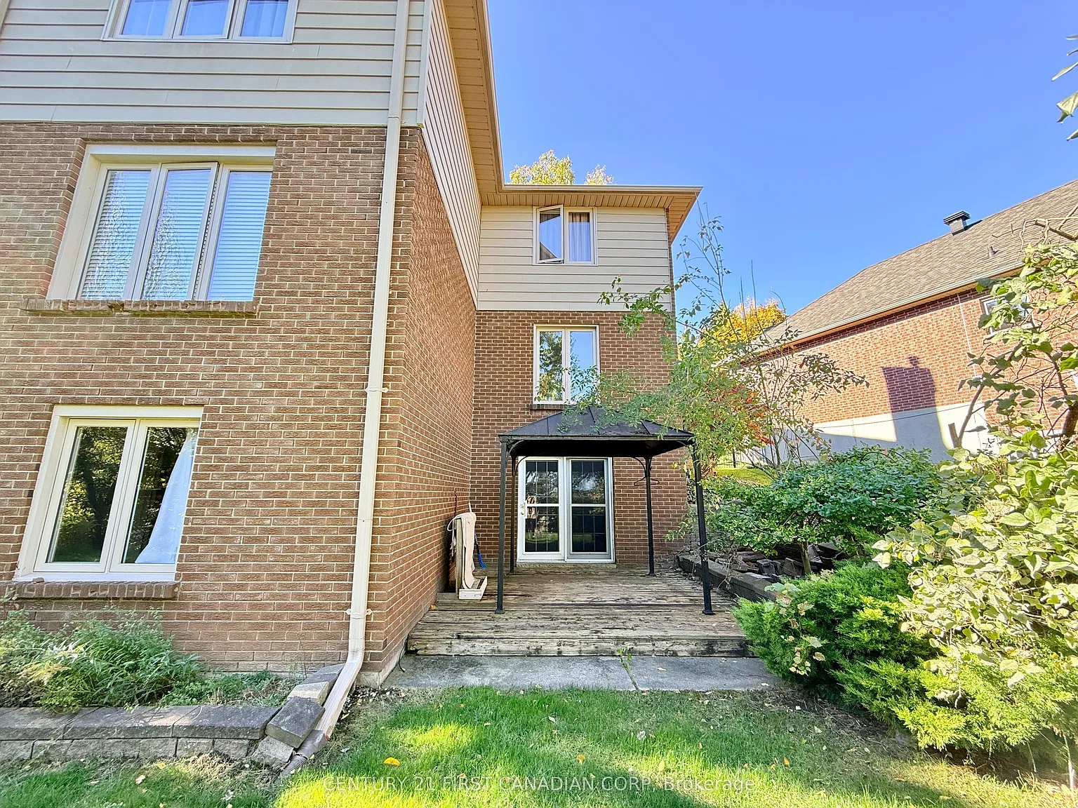 2 bed, $1,800 — Photo 4