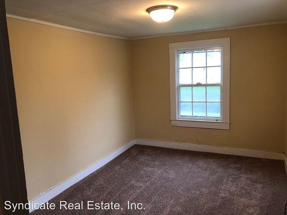 2nd image of 503 Stafford St APT A