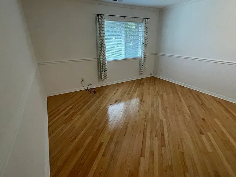 1504 Dolphin Dr — Photo 8