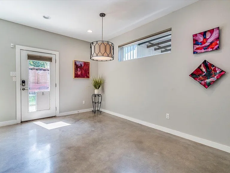 3505 Villa Ct #11 — Photo 10