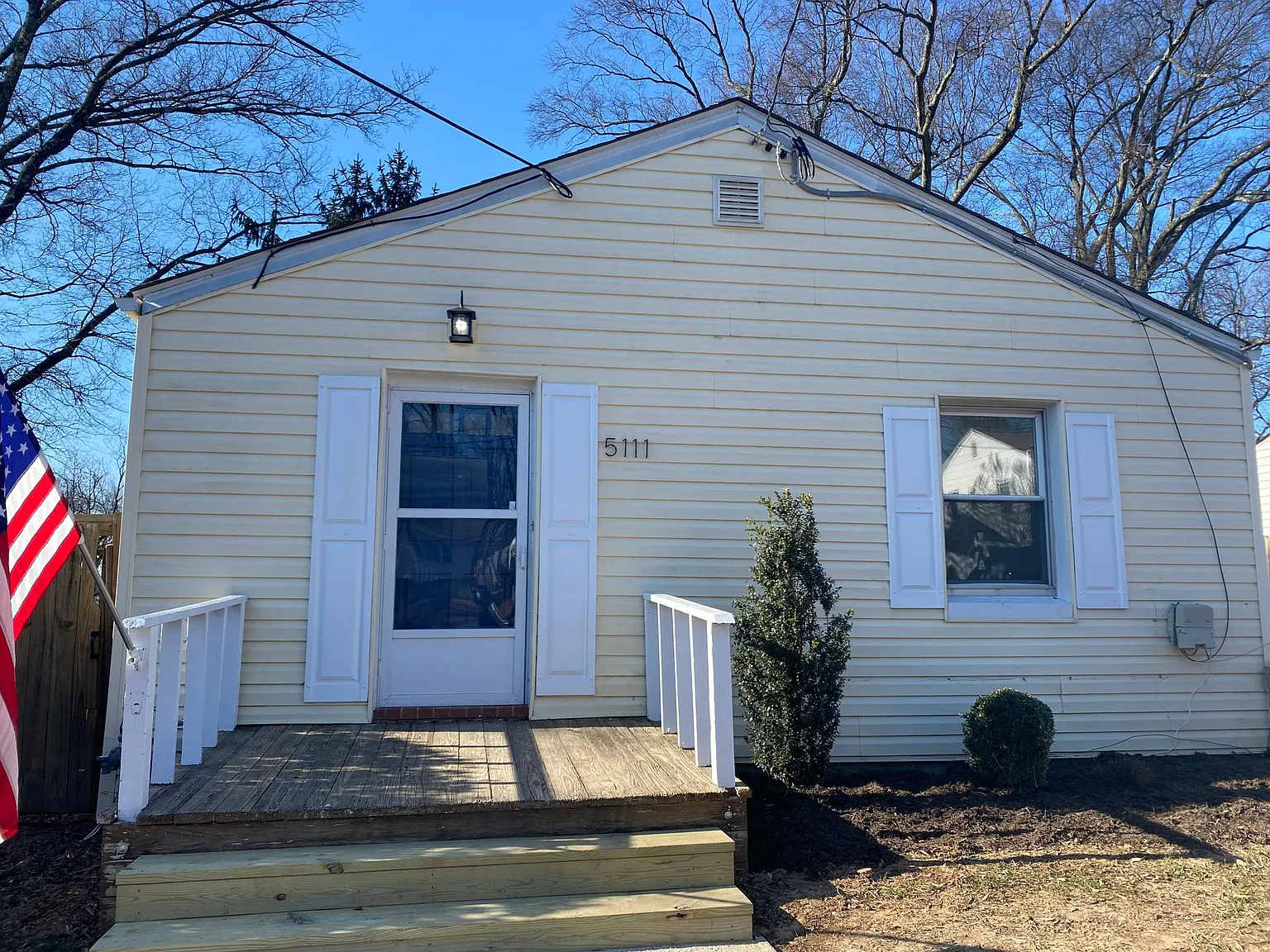 5111 Iroquois St photo 1