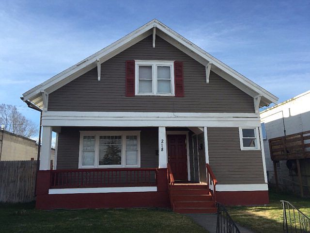 1st image of 218 E 1st St