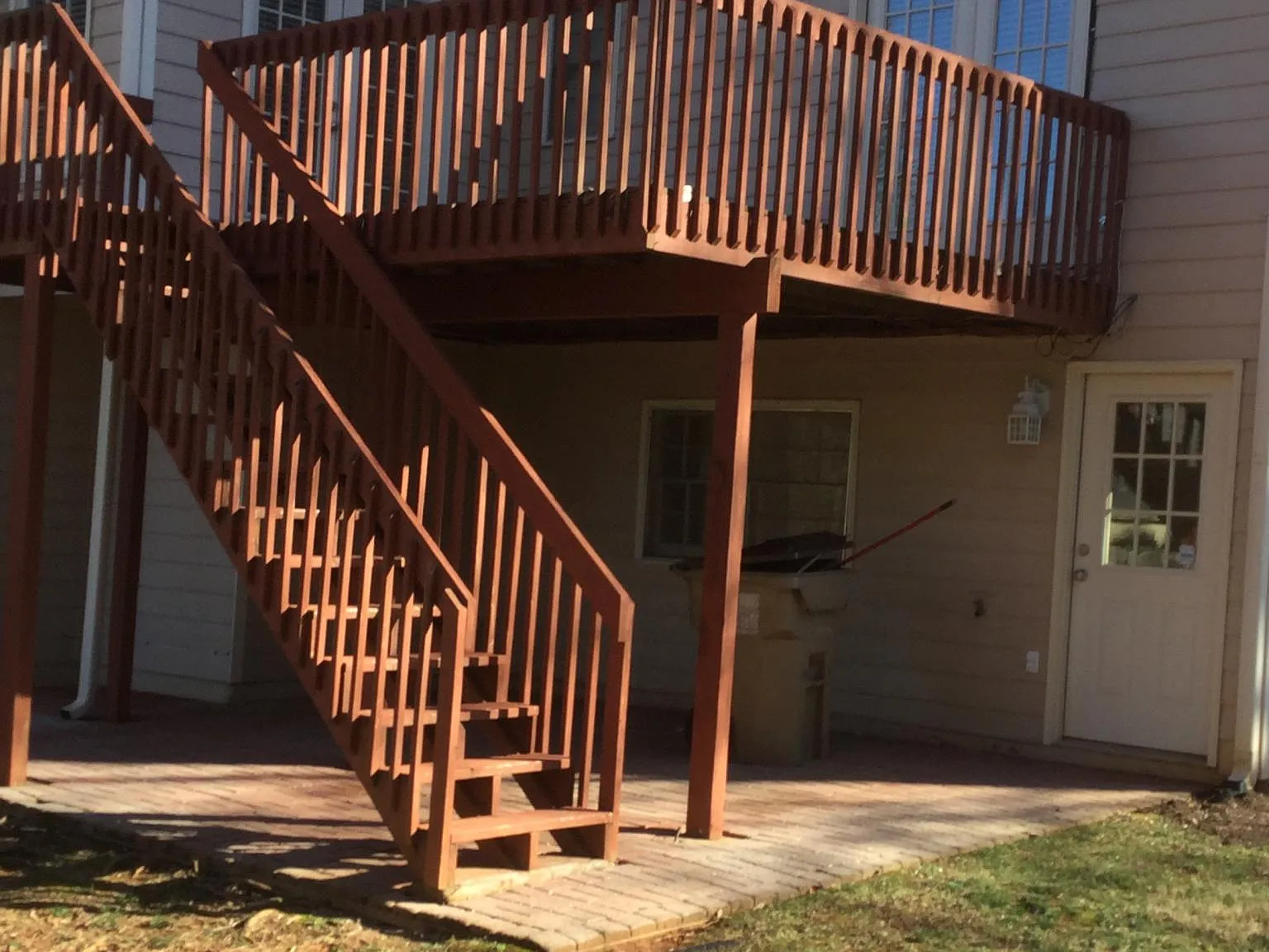3 bed, 2300 sqft, $2,500 — Photo 3