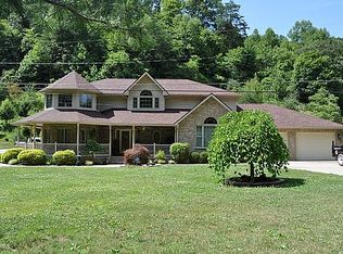 1187 Ratliff Creek Rd, Pikeville, KY 41501