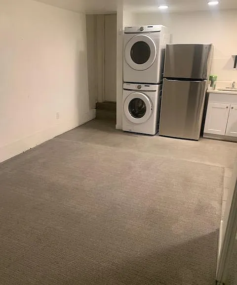 421 W 7th Ave #B — Photo 5