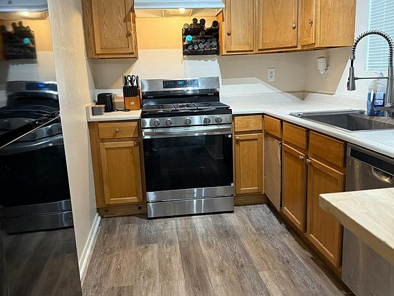5th image of 505 San Benito Avenue