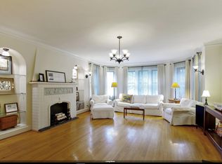 6160 N Hamilton Ave #1, Chicago, IL 60659