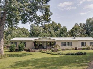 265 Rockhouse Rd, Hohenwald, TN 38462