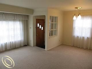 2nd image of 20580 Glenmore