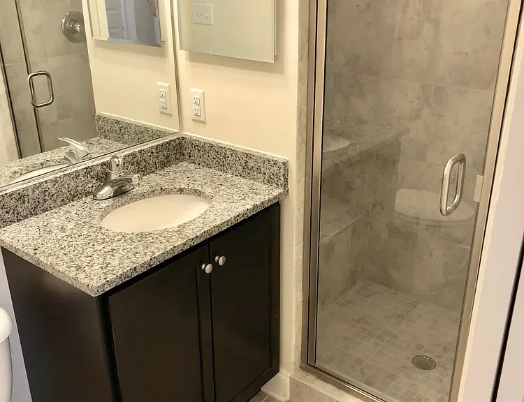 138 N Duncan St — Photo 23
