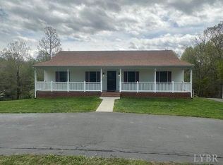 124 Twin Lakes Rd, Evington, VA 24550