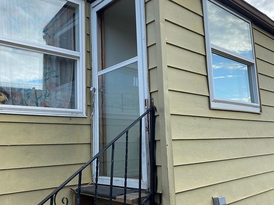 1st image of 1226 S Cloverdale St #B