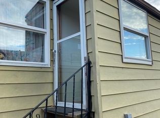 1226 S Cloverdale St #B, Seattle, WA 98108