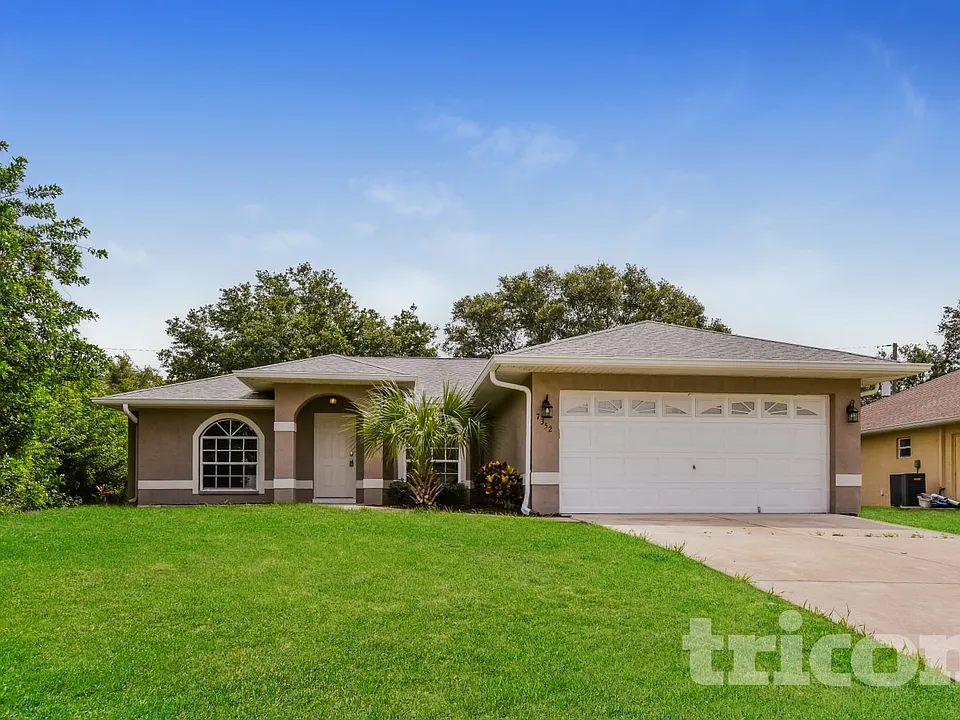 7352 Bolten Ln