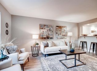 7110 S Gaylord St APT R02, Centennial, CO 80122
