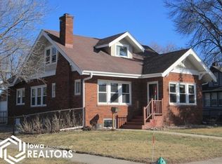 345 N 7th St, Forest City, IA