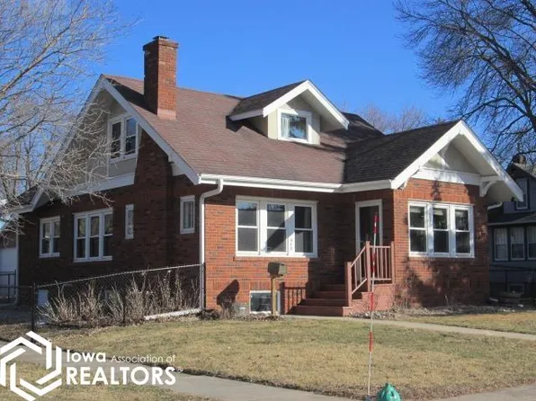 345 N 7th St, Forest City, IA 50436