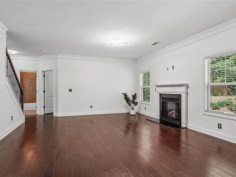5811 Kendrix Ridge Dr — Photo 14
