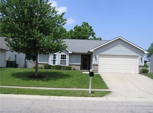 1713 Farrington Dr, Dayton, OH 45420