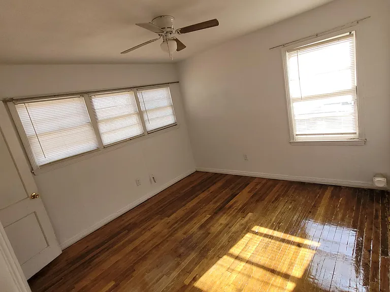 2733 Hilltop Dr — Photo 13