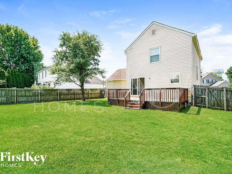 7272 Moonbay Ct — Photo 18