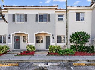 Venetia Grove, Homestead, FL 33035