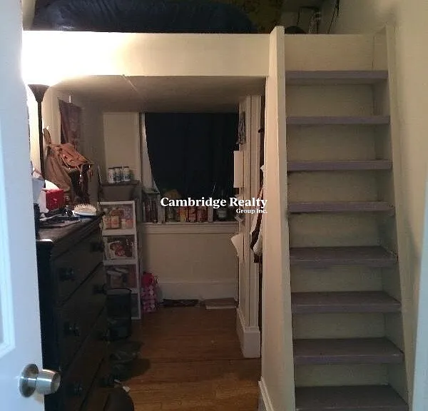 17 Aberdeen St #2T — Photo 4