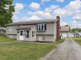 285 W Congress St, Corry, PA 16407