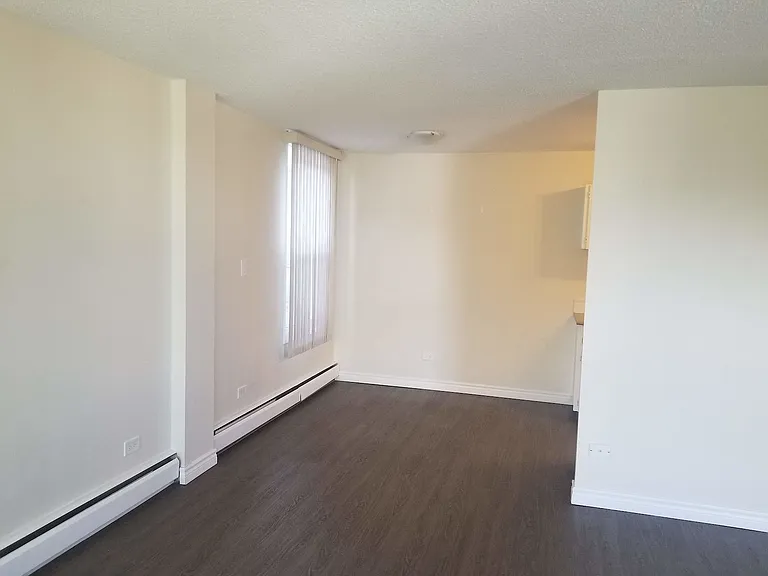 2315 14a St SW #9 — Photo 4