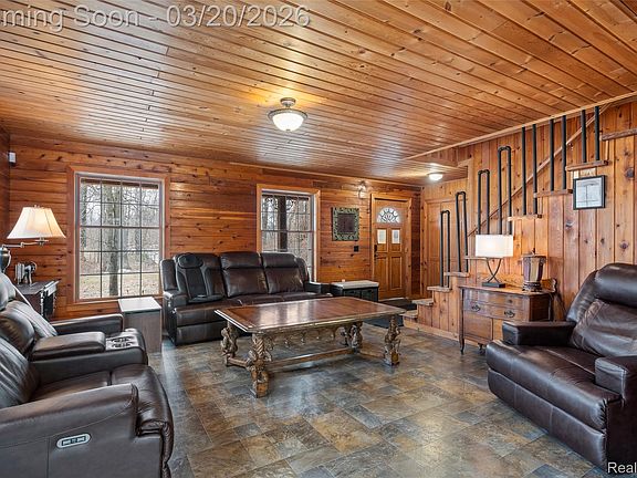 3rd image of 7207 Gurd Rd