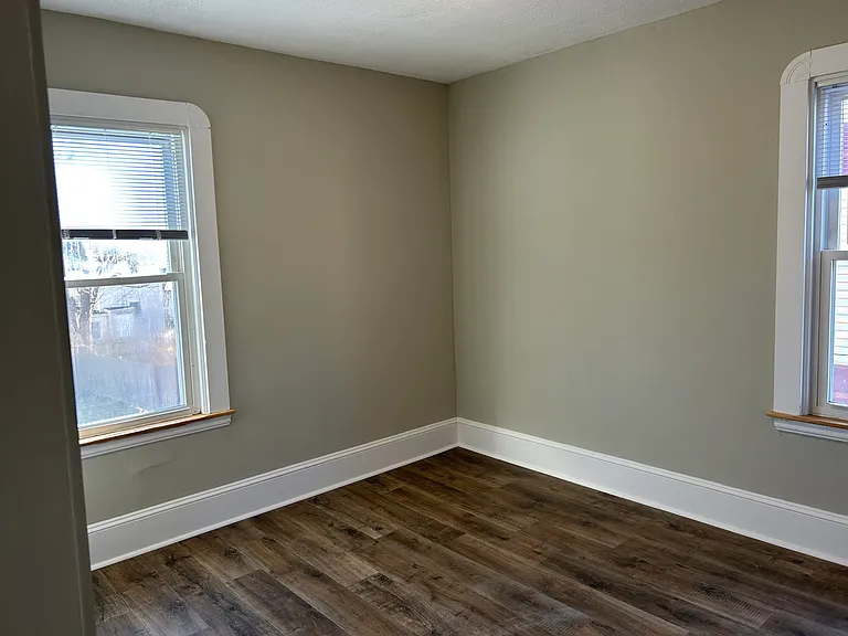 54 Maitland St #2 — Photo 9
