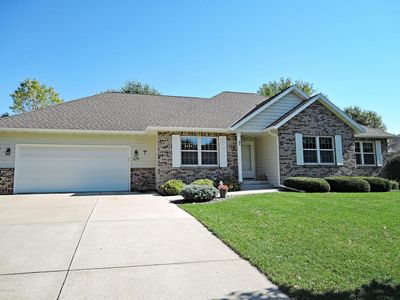 679 Crestview Ln NE, Owatonna, MN, 55060