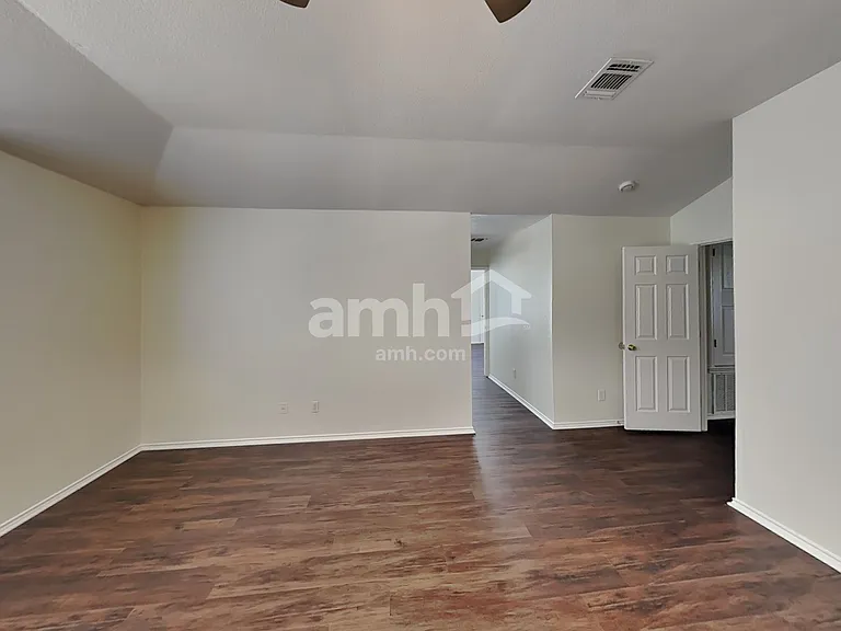 11130 Fort Smith — Photo 11