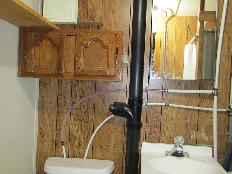 5588 Remington Rd — Photo 17