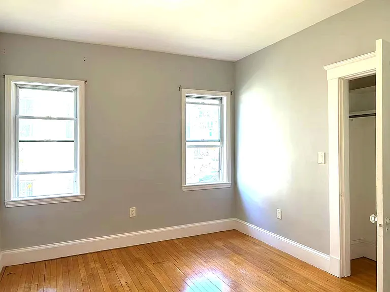 40 Manthorne Rd #2 — Photo 8