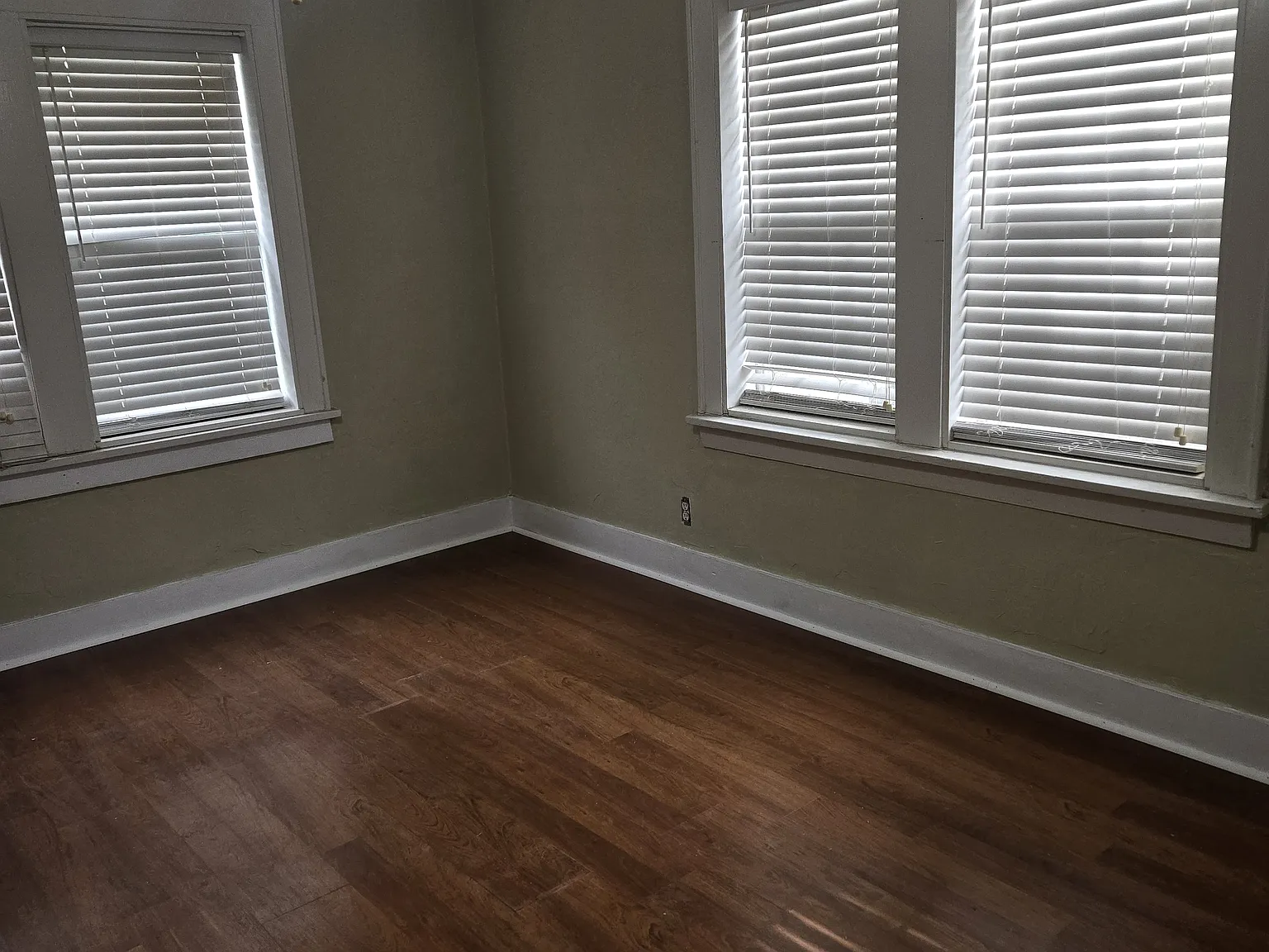 1 bed, 900 sqft, $900 — Photo 4