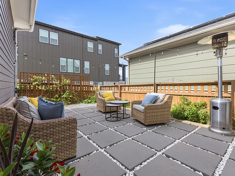 6276 N Lisbon St — Photo 38