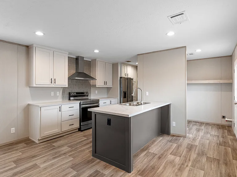 6306 Strawberry Dr — Photo 6
