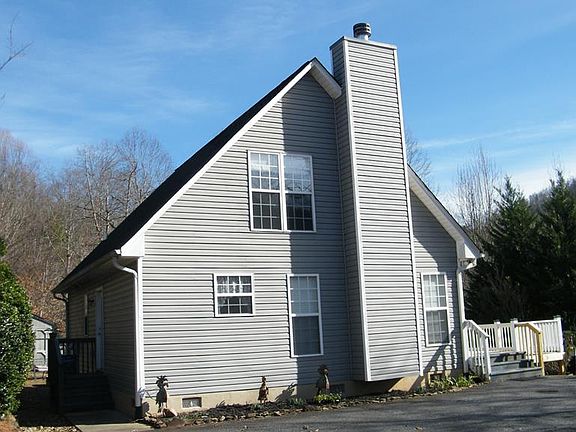 3rd image of 30 Midway Dr