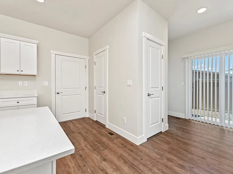 Ascent Townhomes — Photo 17