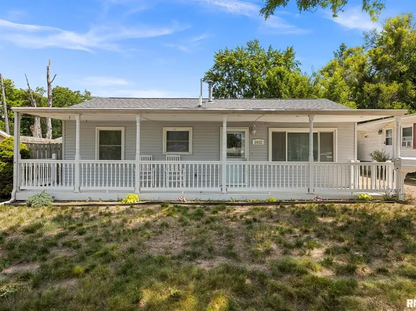 1612 Matilda St, Pekin, IL 61554