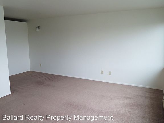 3rd image of 5121 17th Ave NW APT 42