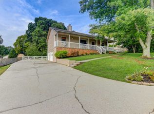 825 Pintail Rd, Knoxville, TN 37934