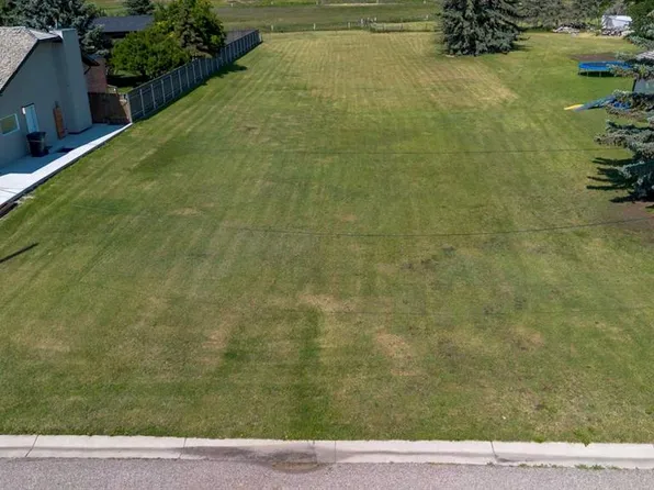 180 S 250 W, Raymond, AB T0K 2S0