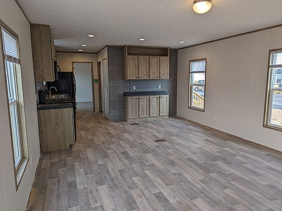 3rd image of 2101 SW 38th St #50