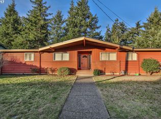 3828 Chester St, North Bend, OR 97459