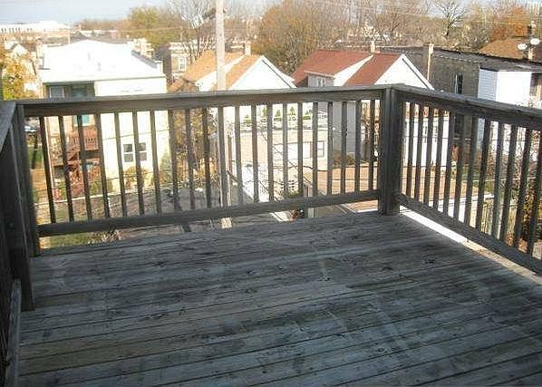 1st image of 1742 W Foster Ave APT 1